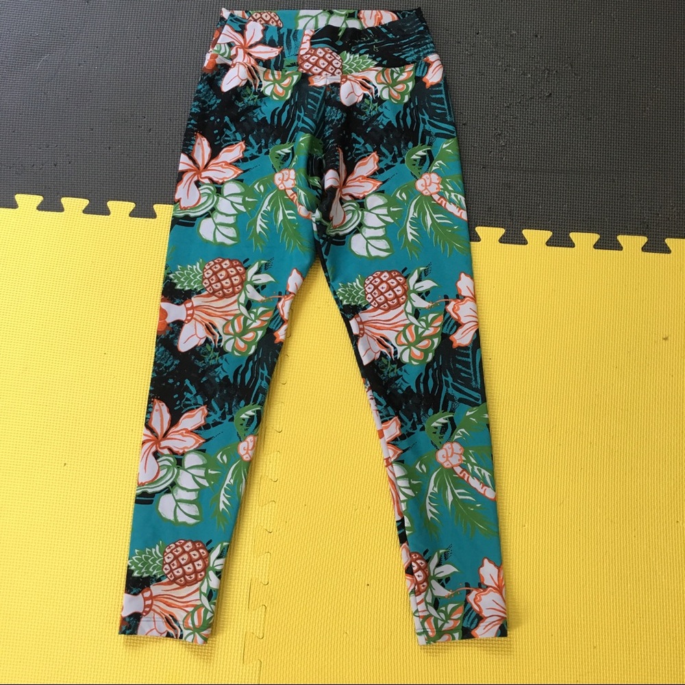 Liquido Yoga Leggings Hula Girl Pineapple Tropical